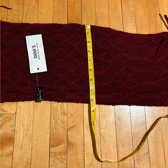 Boutique Tube Collar Scarf - Picture 5 of 5